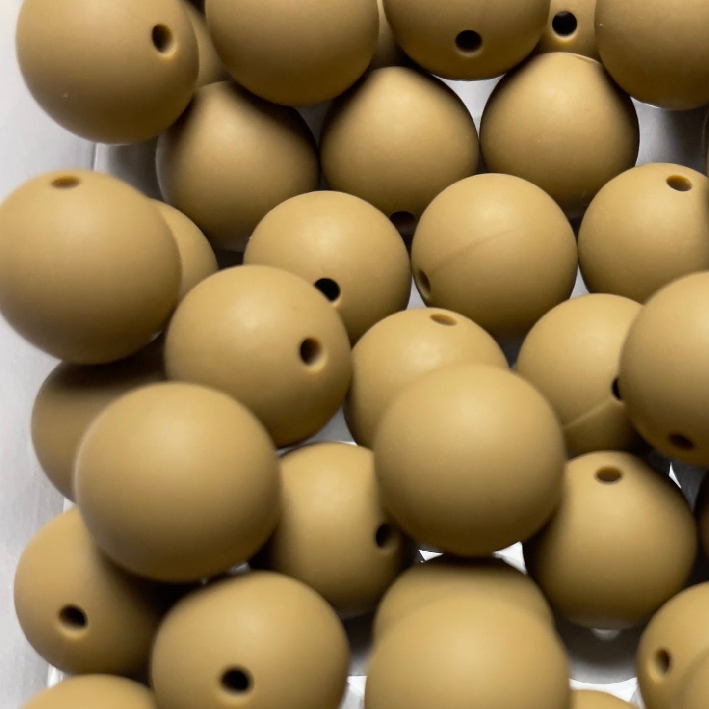 Wholesale silicone beads for making necklaces and bracelets