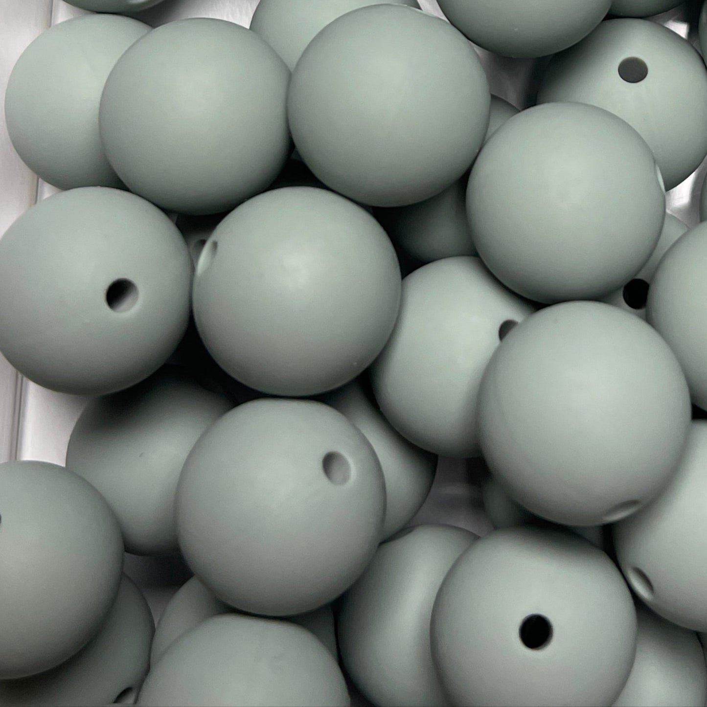 Wholesale silicone beads for crafting supplies