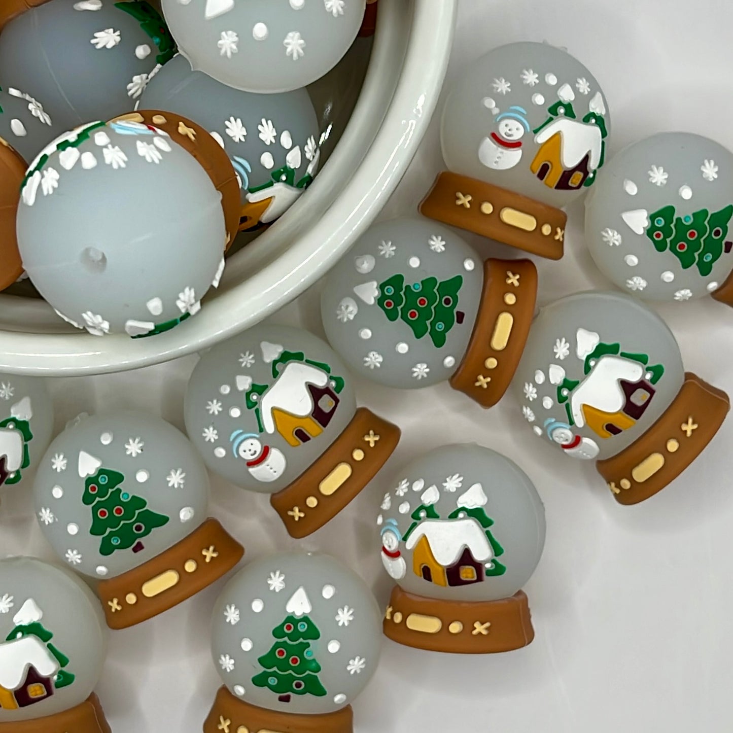 3D Snow Globe| Silicone Focal Bead