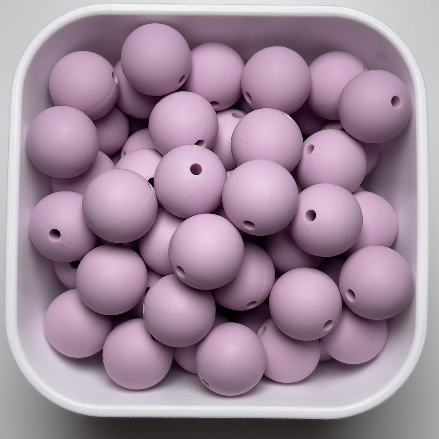 Round silicone beads for DIY necklaces