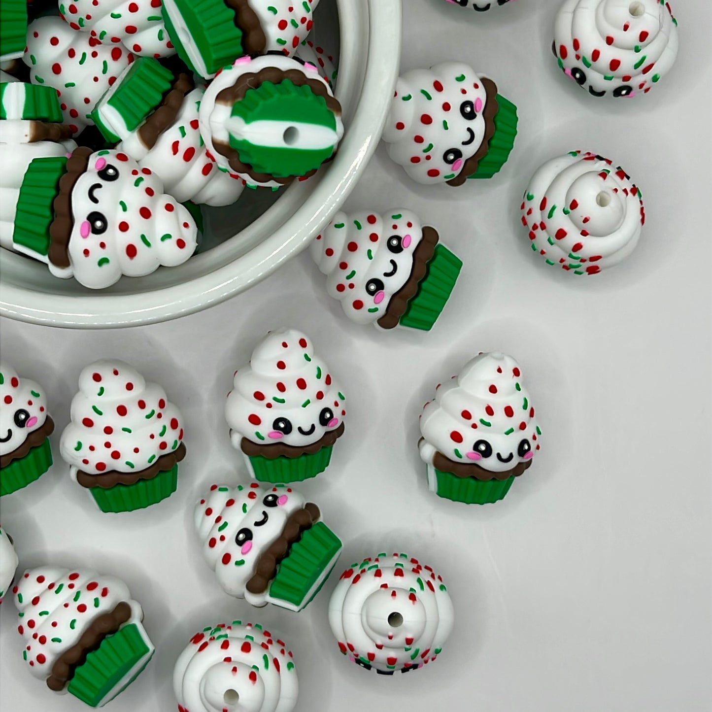 Holiday Cupcake| Silicone Focal Beads