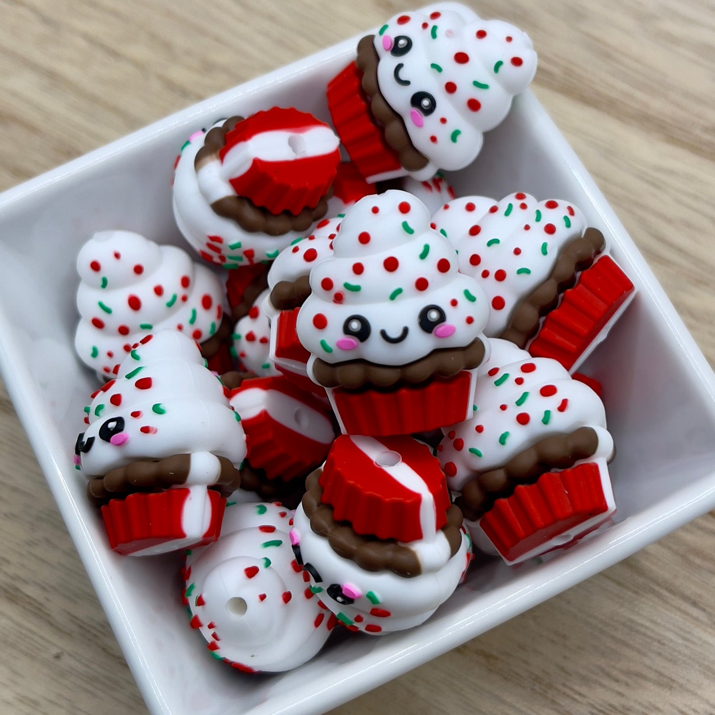 Holiday Cupcake| Silicone Focal Beads