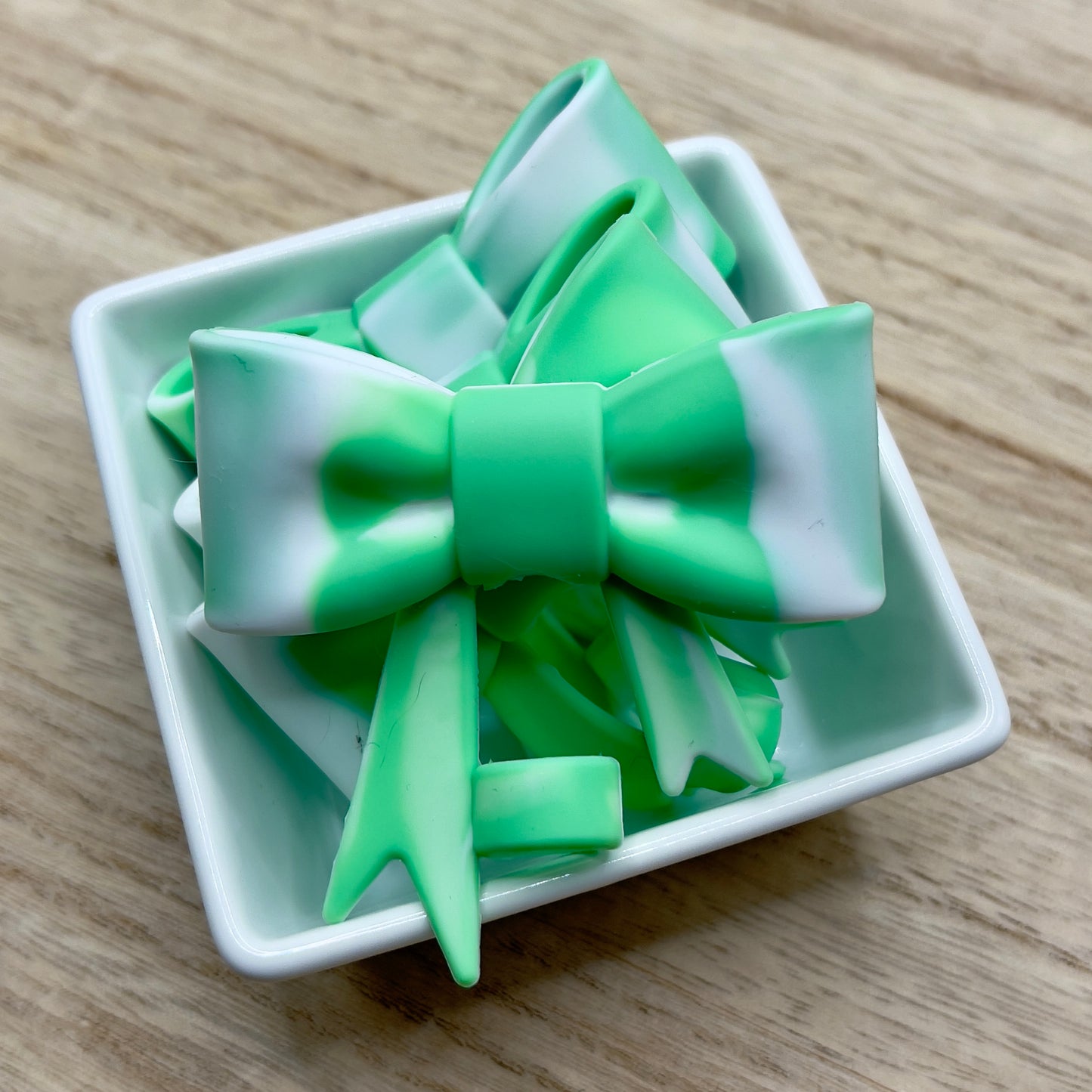 Glazed Bow| Silicone Straw Topper