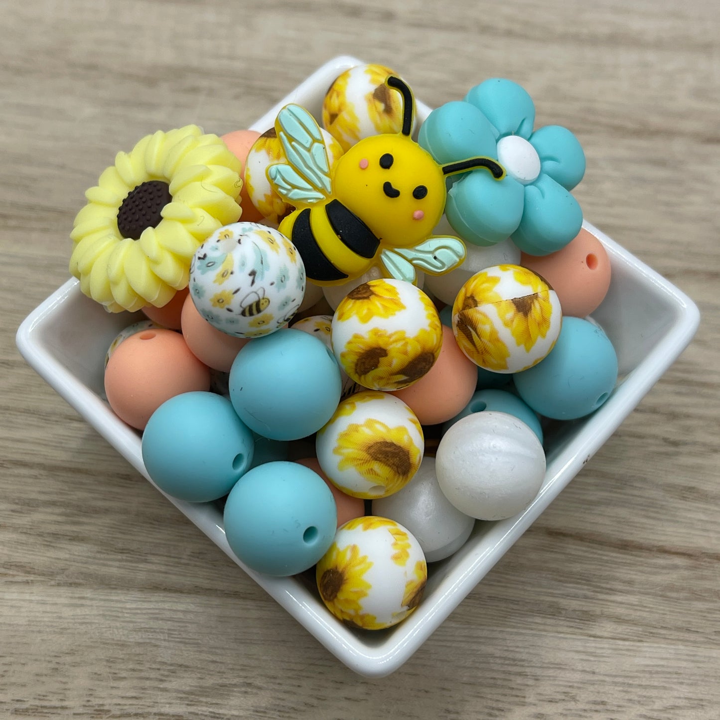 Buzzin' Sunshine Mix| 50ct Bead Mix