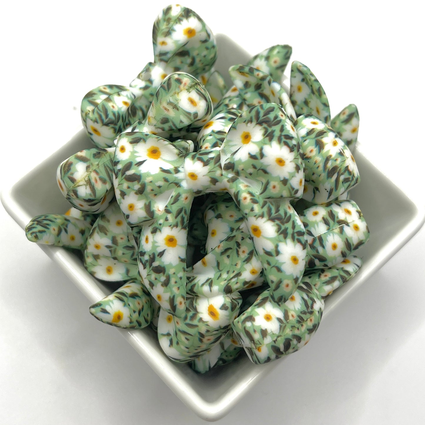 White Daisy Bow- Silicone Focal Beads