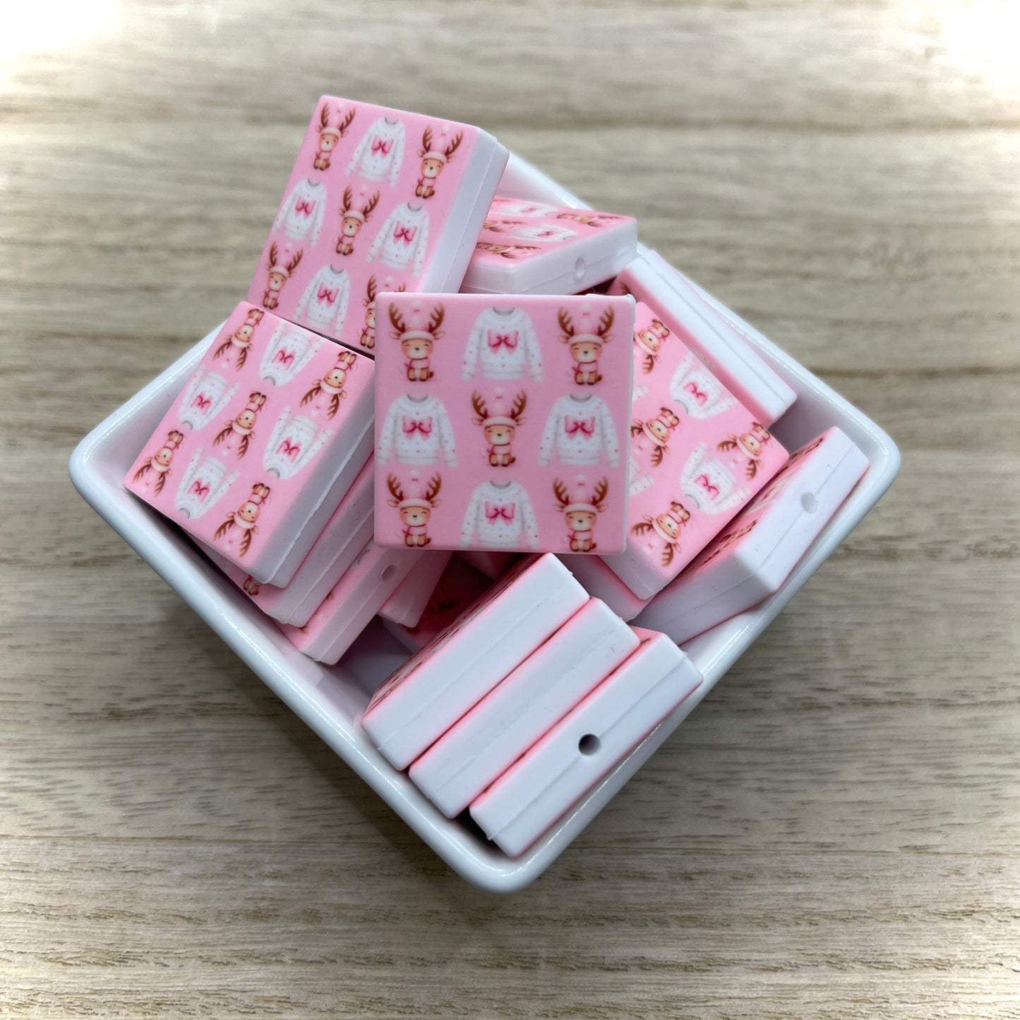 wholesale 15mm silicone beads supply