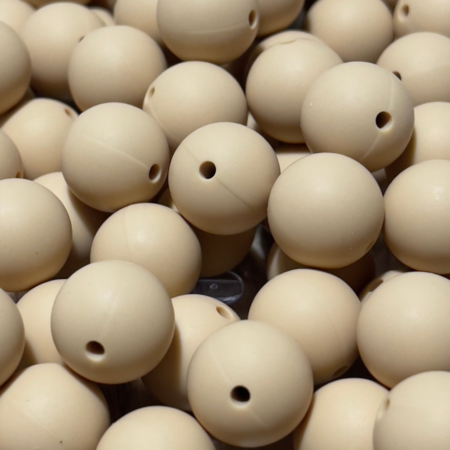 best 15mm silicone beads for necklaces